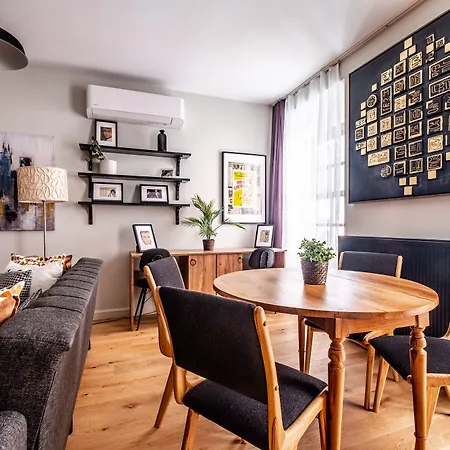 Charming Flat With Location In Beyoglu Апартаменты Стамбул