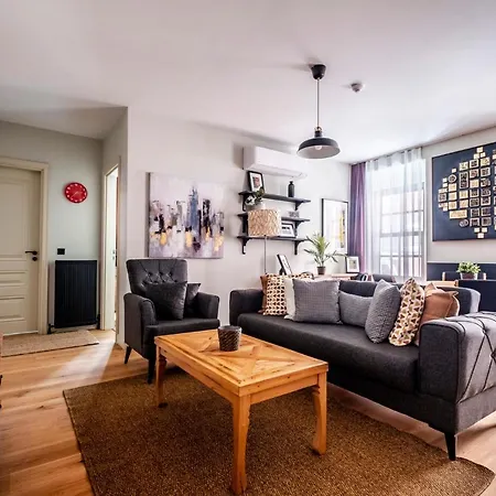Charming Flat With Location In Beyoglu * Istanbul