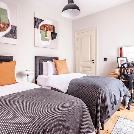 Charming Flat With Location In Beyoglu Apartment *
