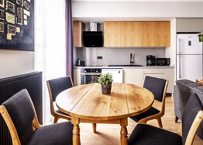 Charming Flat With Location In Beyoglu Appartement Istanboel